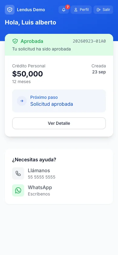 Panel del cliente con estado de la solicitud y contacto por teléfono o WhatsApp